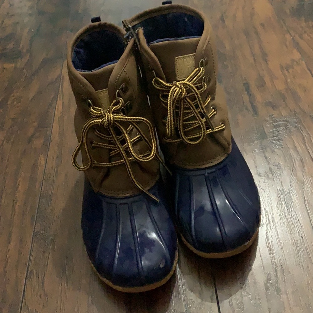 crown & ivy duck boots navy and brown - Picture 2 of 6